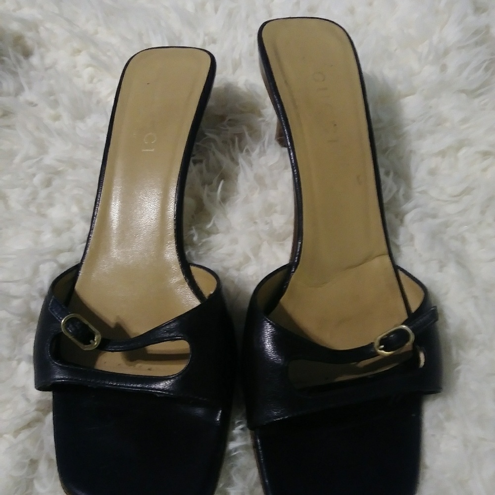 Shoes - Picture 2 of 4